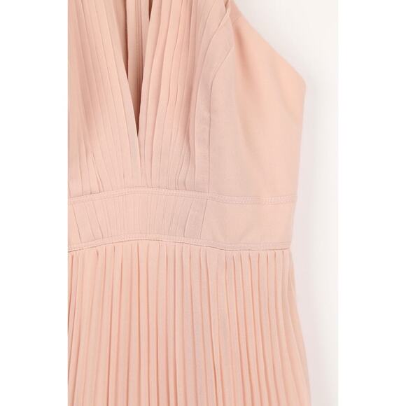 Lulu’s Ode To Romance Blush Pink Chiffon Pleated Keyhole Halter Maxi Dress Small - Picture 11 of 16